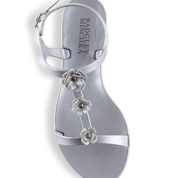 Badgley Mischka Bahama Platinum Sandals - Picture 5 of 6